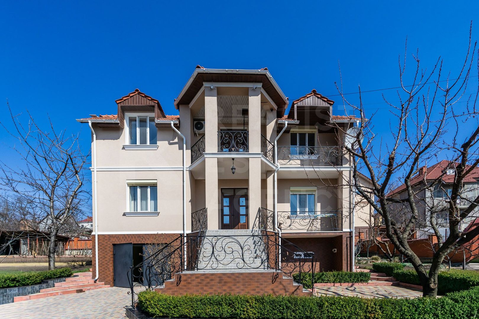 Vânzare, casă, 3 nivele, 200 mp + 10 ari, str. Gura Văii, Rîșcani - Poză 3