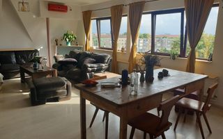 Apartament 3 camere , Torontal - Poză 3