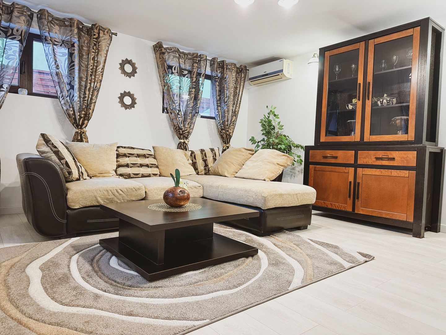 INCHIRIAT - Apartament 2 camere - Dumbravita Lidl - mobilat & utilat complet - Poză 2