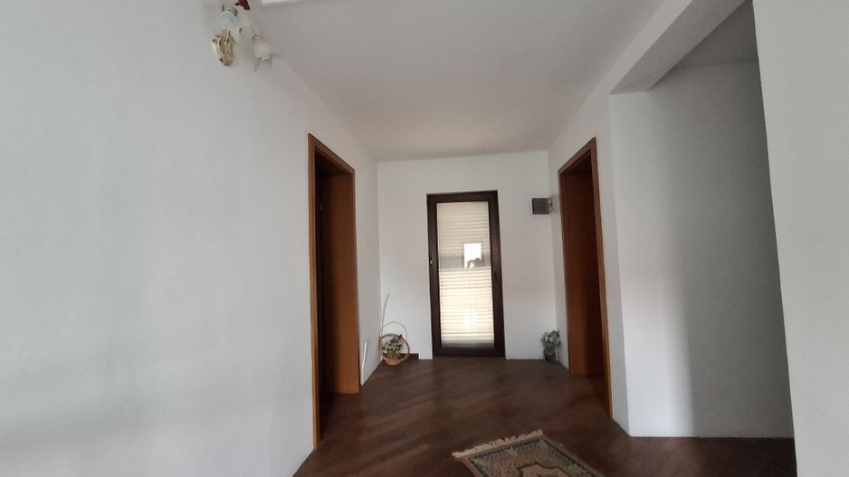 🏡 Casă de vânzare – Nicolae Bălcescu, la E85 - Poză 16