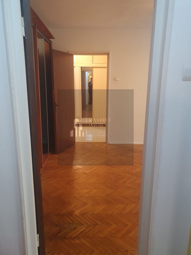 OCAZIE Apartament 2 camere langa Piata Sudului - Poză 2