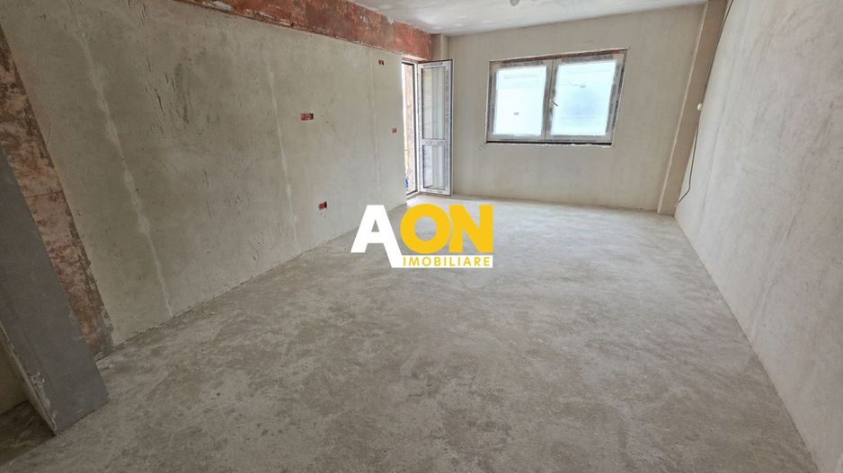 Apartament 3 Camere Decomandat, Etaj 1, Zona Centru - Poză 3
