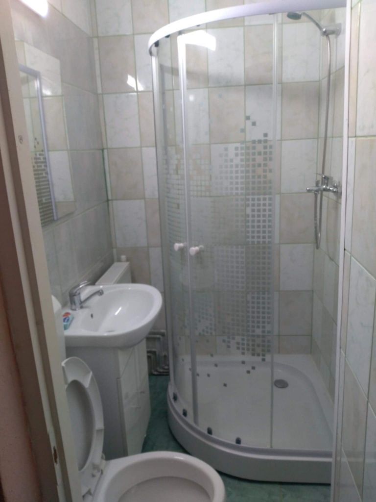 BRASADAS vinde garsoniera 21mp pe Ostrovului la etajul 4/4. - Poză 4