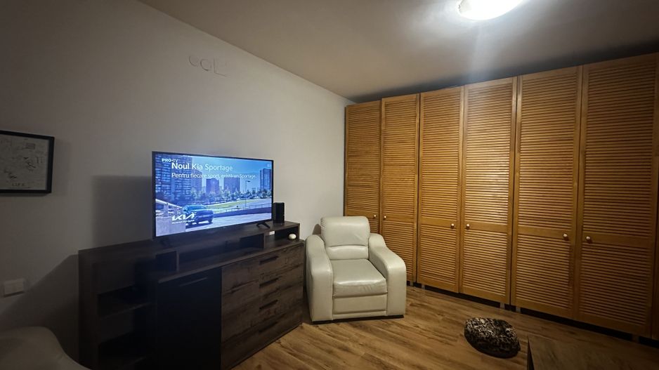 Apartament 2 camere, parcare inclusă, centrală, metrou, pet friendly - Poză 6