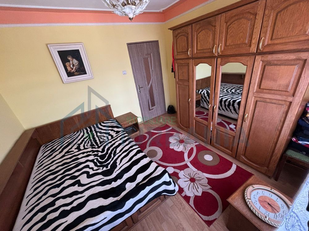 Apartament 3 camere, decomandat, în zona Alexandru cel Bun, Iași - Poză 2