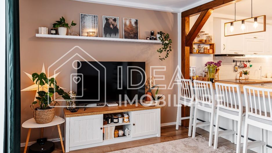 Casa Triplex cu 3 camere, Mobilat-Utilat, in Selimbar - Poză 2