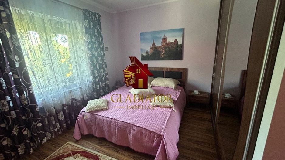 Vila impresionanta Husi + 2835 mp teren, P+1+M, constructie deosebita - Poză 5