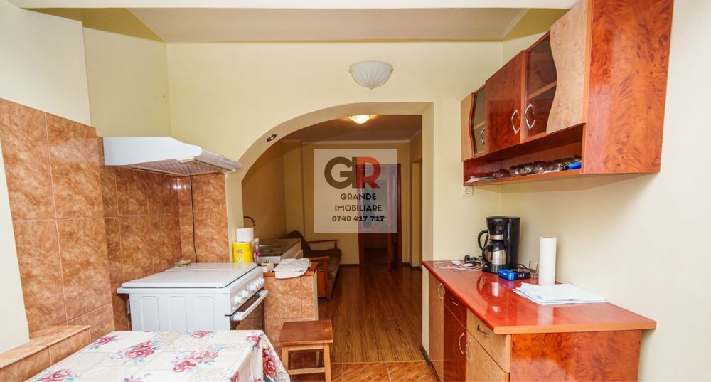 Str Victoriei - Apartament 2 cam decomandat Central - Poză 5