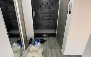 Etaj intermediar. Renovat. Mobilat si utilat - Poză 5