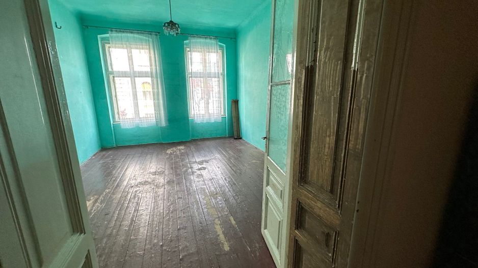 Apartament în cladire istorică renovată - Poză 5