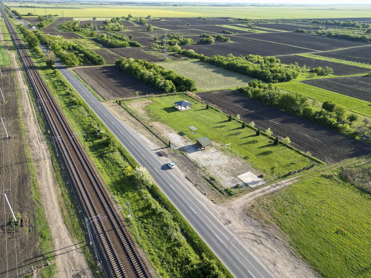 Închiriere platformă teren 4.000 mp Curtici - Poză 14