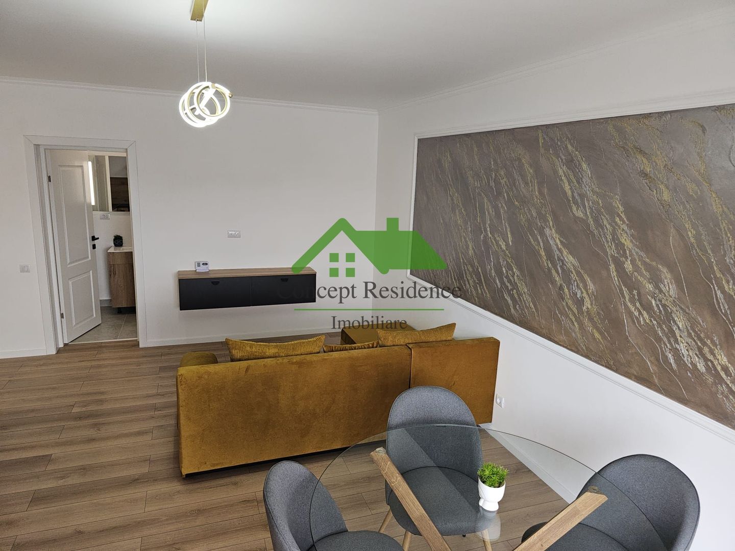 Vand apartament 2 camere modern,bloc nou, centru vechi-Atletilor - Poză 2