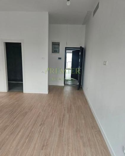 CLADIRE BIROURI SAU COMERCIAL | 550 MPU | 22 CAMERE 10 BAI 8 PARCARI | DAMAROAIA - Poză 11