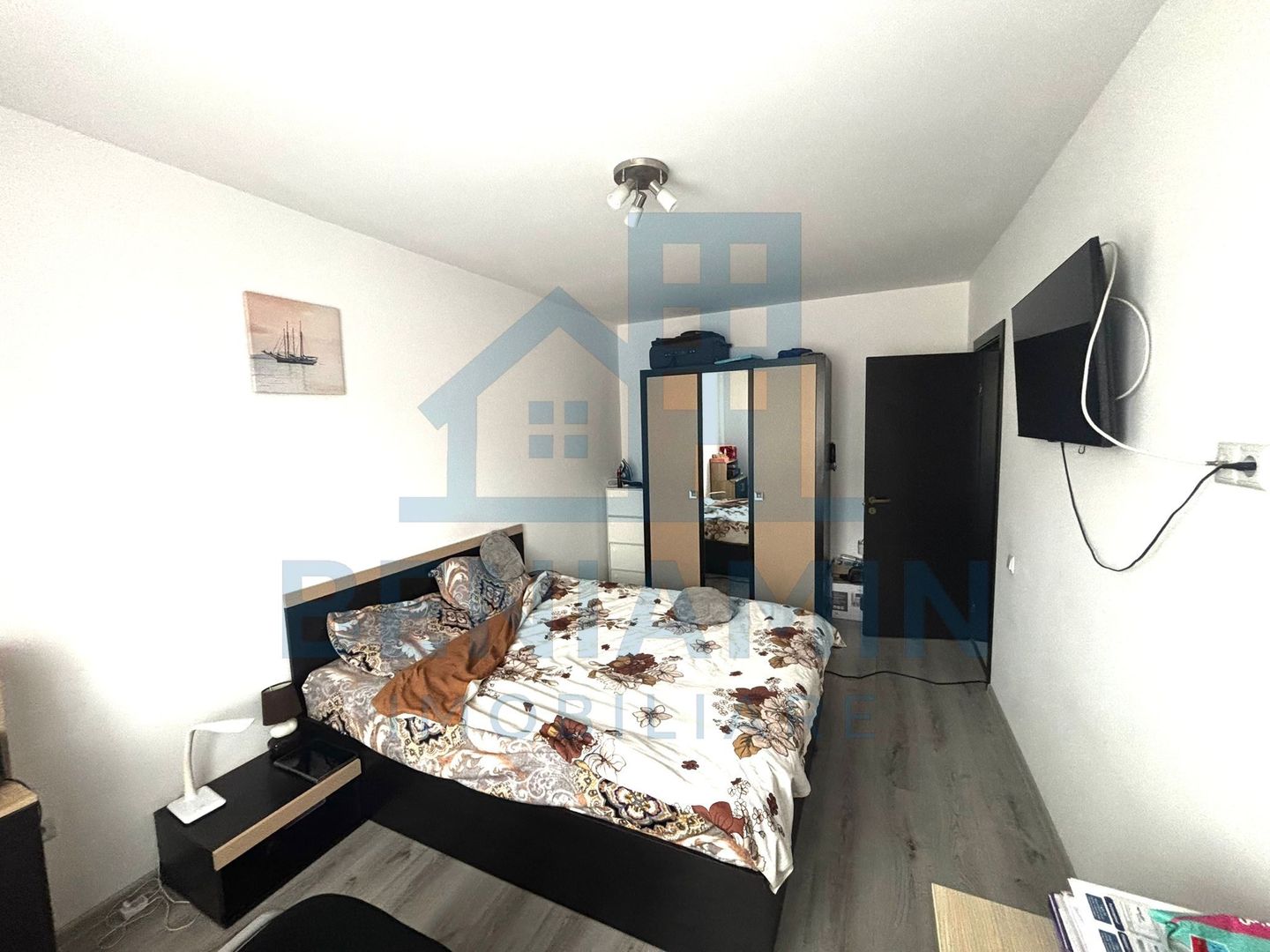 Apartament studio cu loc parcare 40mp terasa 7mp Sanpetru - Poză 4