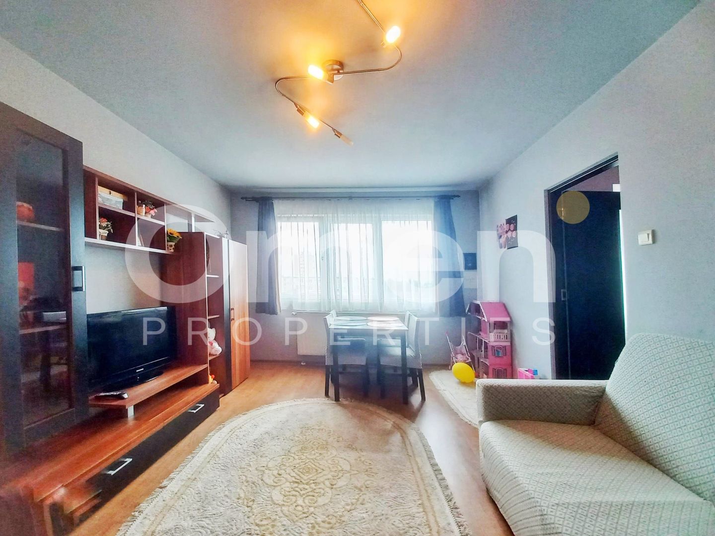 Apartament 2 camere – Bulevardul Decebal, Baia Mare – locație excelentă - Poză 2