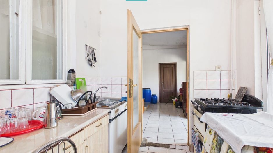 Casă individuală cu 4 camere, zona Centrală - Poză 4