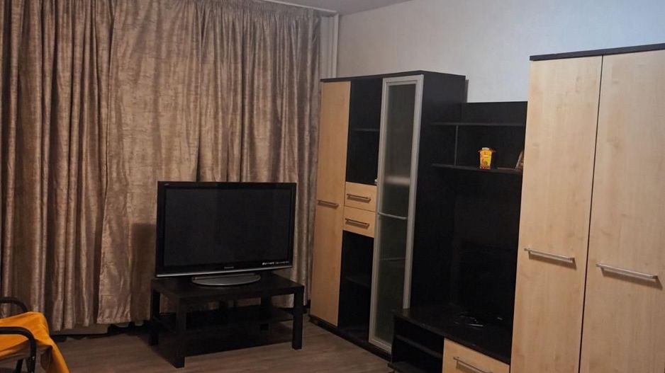 AP. 2 TITAN -  2 BAI, RENOVAT - MASINA DE SPALAT VASE, METROU 5 MINUTE - Poză 3