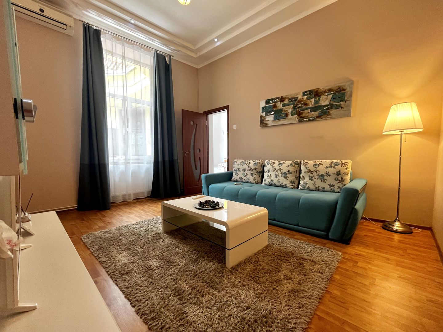 Apartament 2 camere, renovat, in Piața Unirii - Poză 1