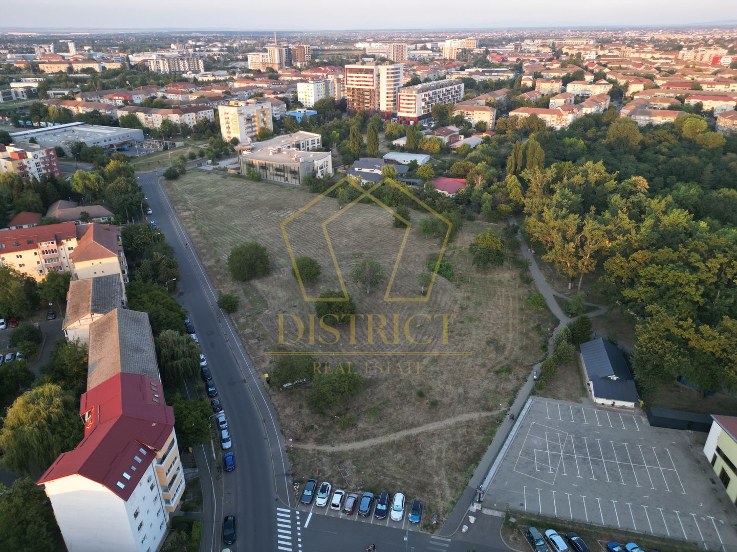 Teren intravilan 3.855mp | Potential de dezvoltare 80-85apt | Spitalul Judetean - Poză 1