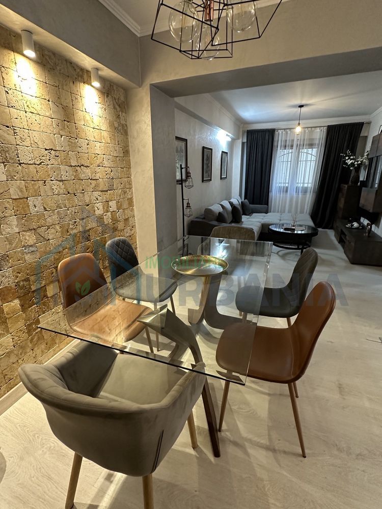 Inchiriez apartament 2 camere, ultracentral, langa Palas Campus, 500€ - Poză 1