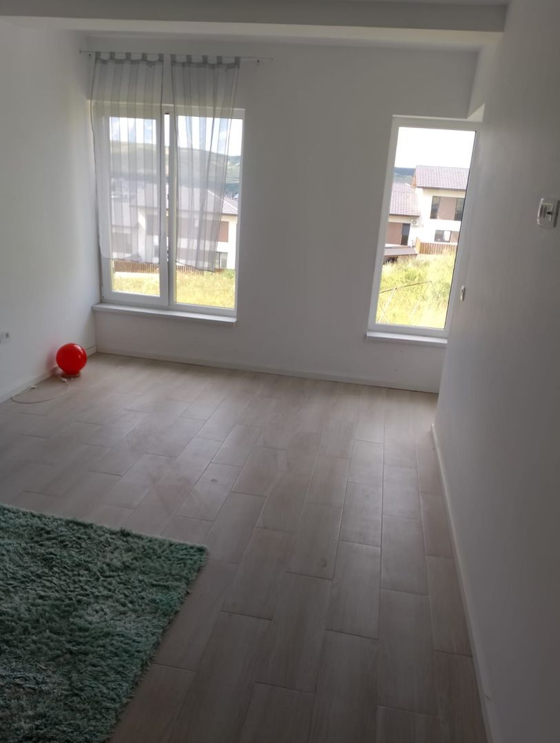 Casa cu 3 camere | Floresti | 130mp | Parcare acoperita - Poză 4