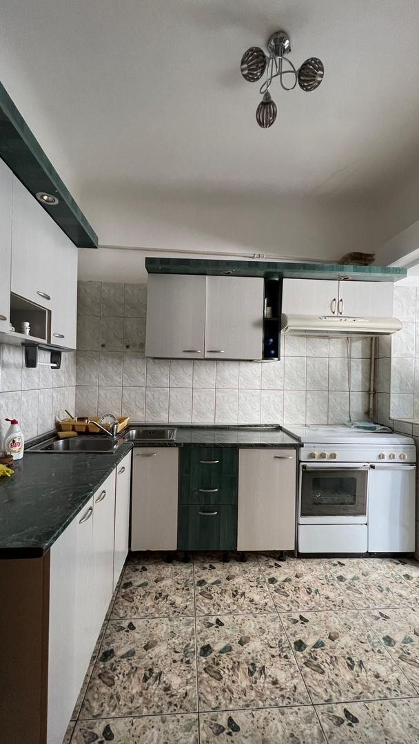 4 CAMERE BULEVARD DECEBAL ‖ VEDERE MIXTA ‖ ETAJ INTERMEDIAR - Poză 3