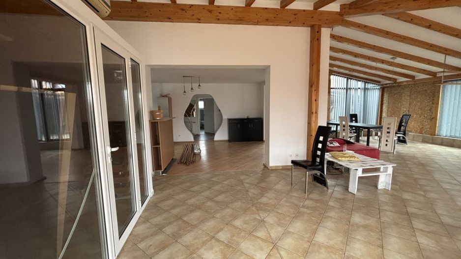 Individuala cu piscina - Poză 14