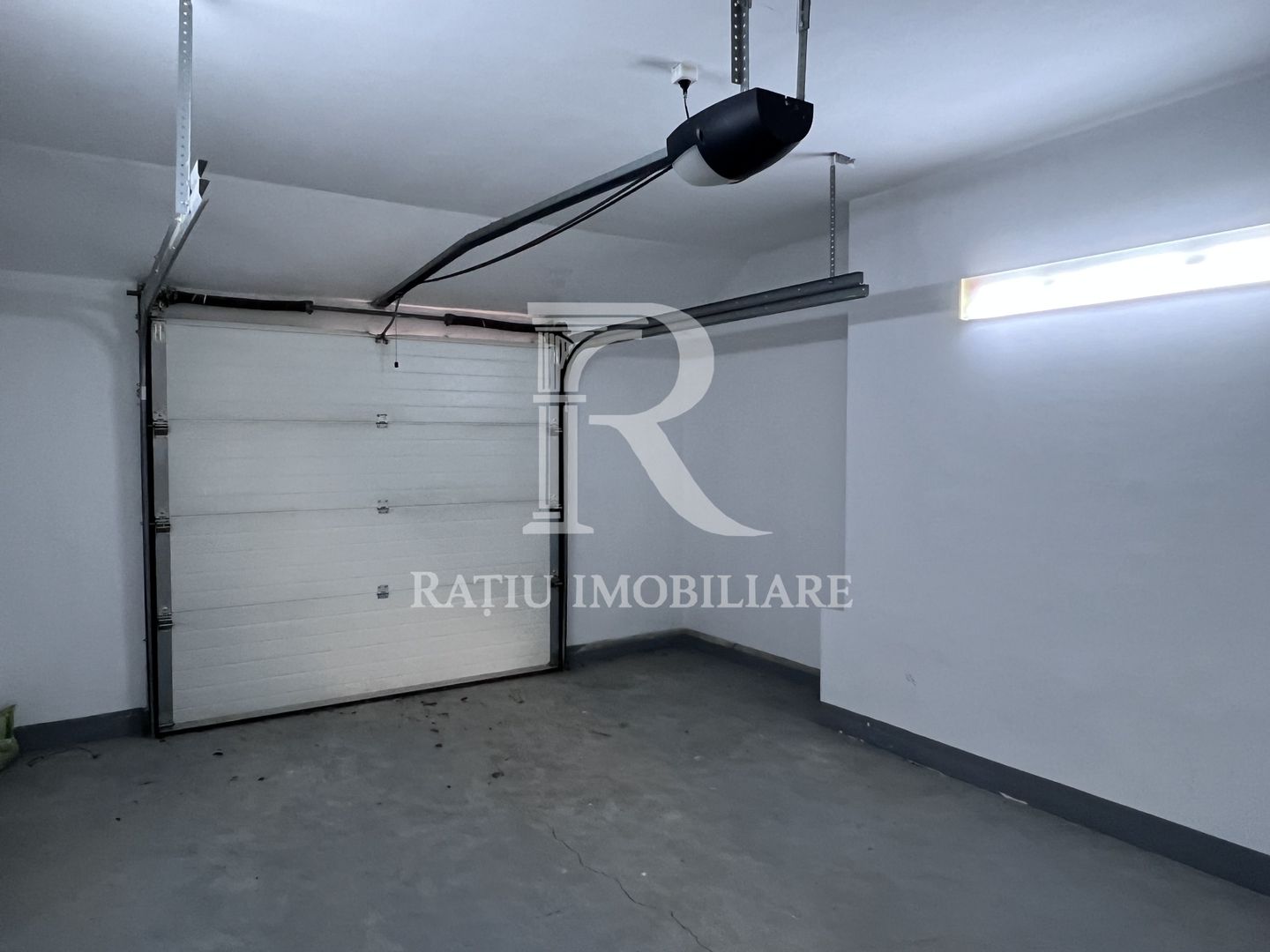 Casa cu 4 camere de inchiriat | Cartierul Grigorescu | Oradea - Poză 26