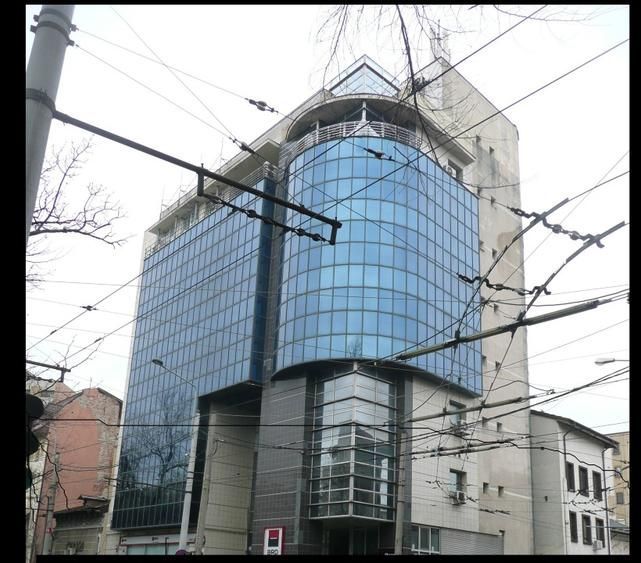 Vanzare partiala imobil de birouri 5 etaje din 7 - Poză 1