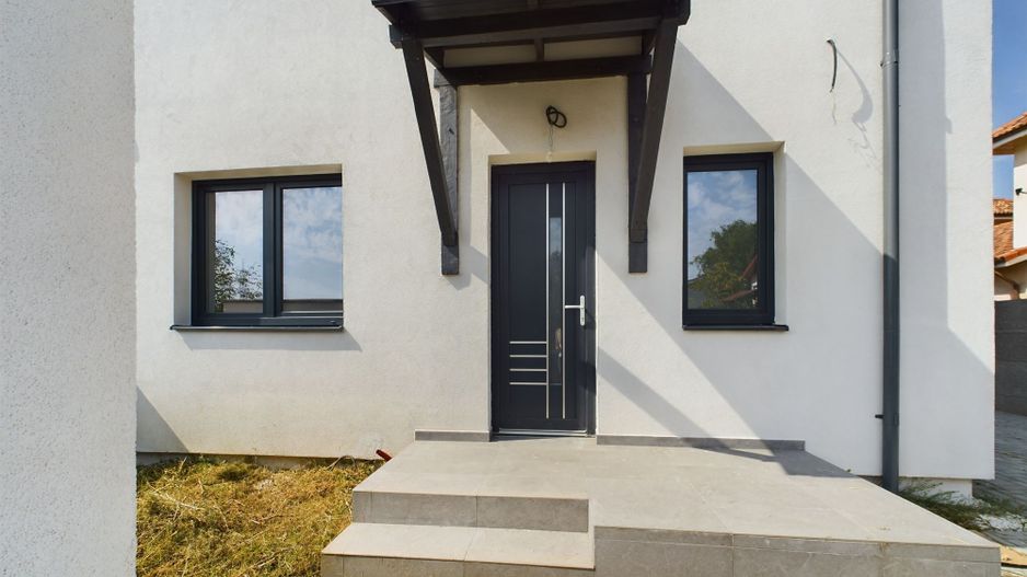 Duplex elegant cu 3 dormitoare în Ghiroda - Poză 19