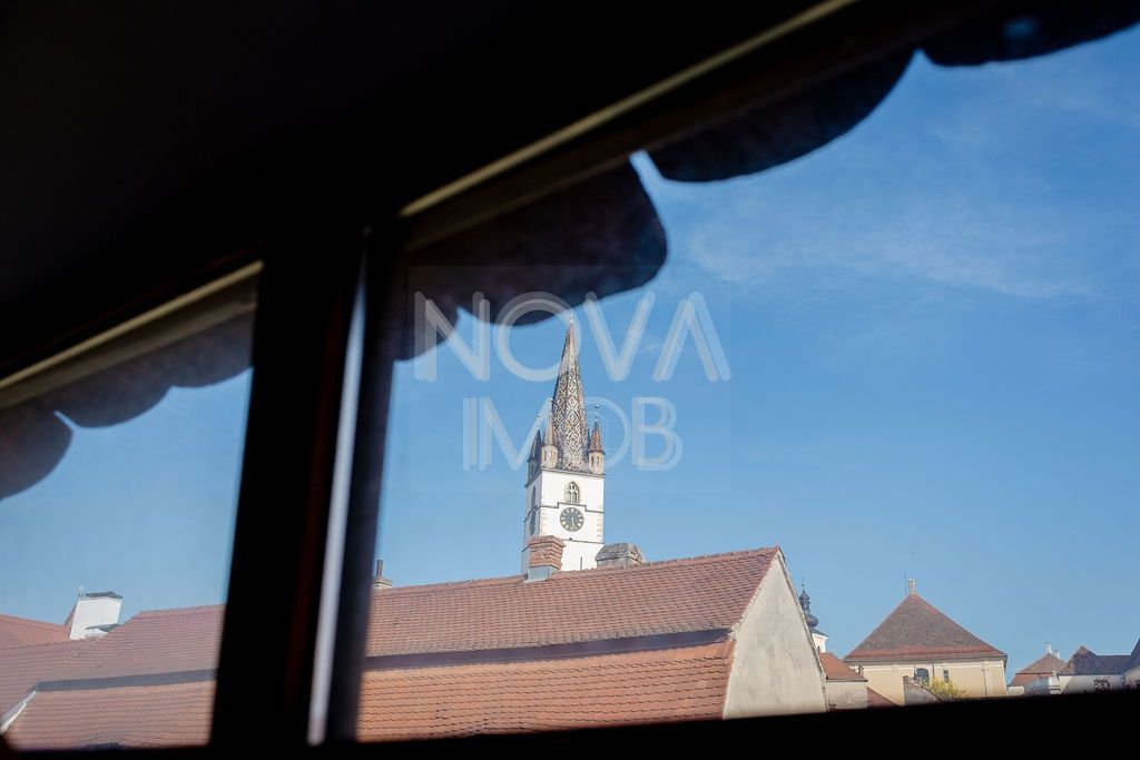 CASA INDIVIDUALA IN CENTRUL ISTORIC AL SIBIULUI - Poză 19