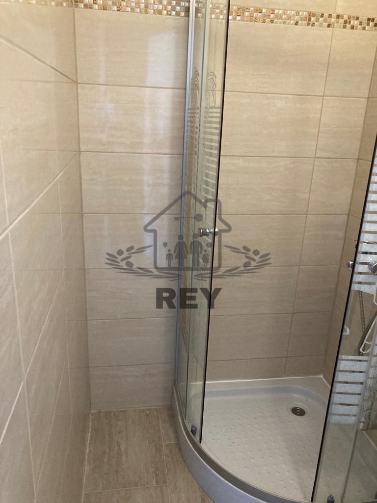 Cameră de închiriat în bloc de garsoniere / aprox.14-16 mp utili - Poză 4