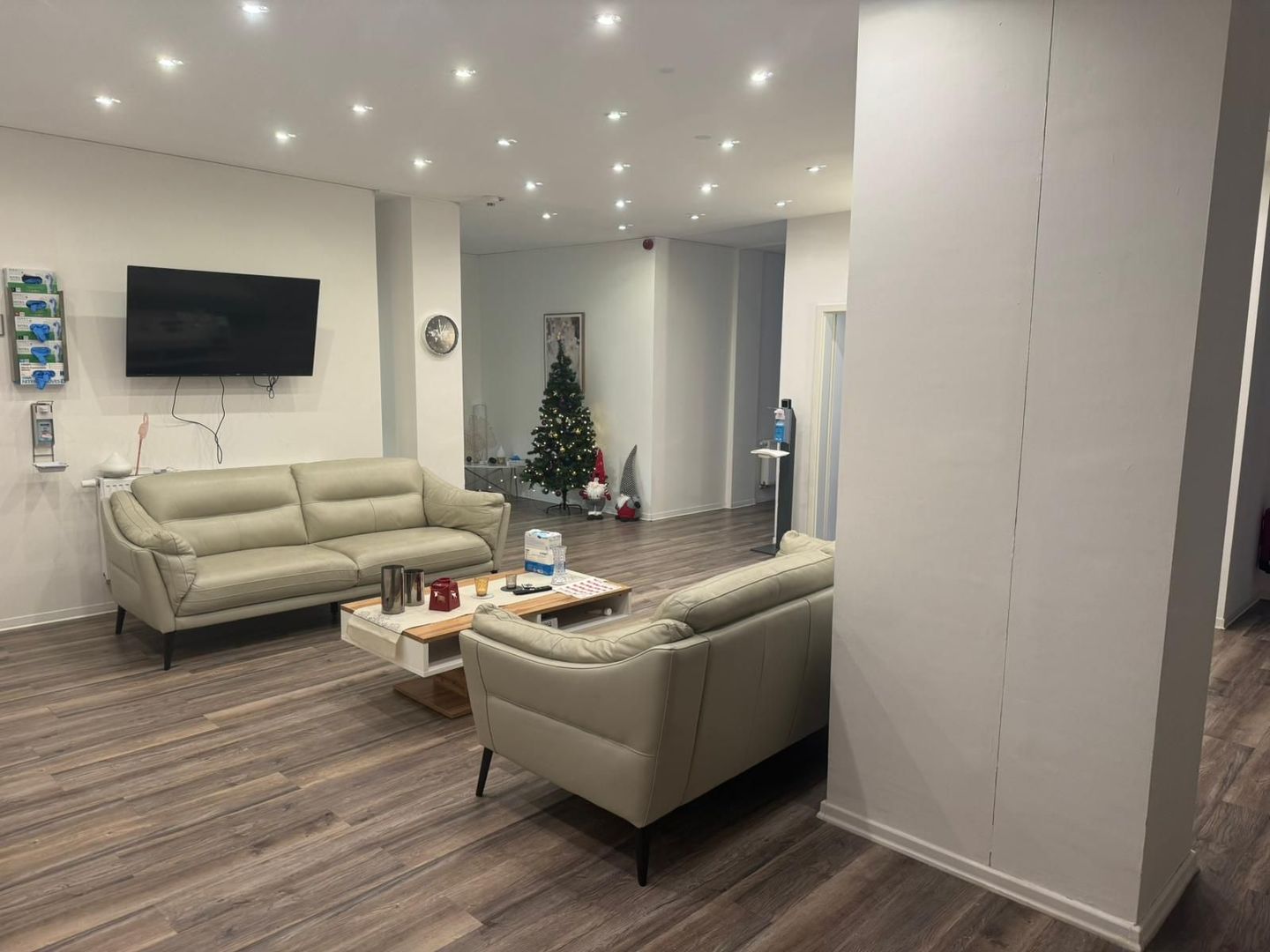 PREMIUM HEALTHCARE INVESTMENT | Guaranteed 6.77% Yield | Germany - Poză 15