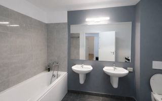 Apartament 3 camere, prima închiriere, la 25 minute de de Gara de Nord - Poză 4