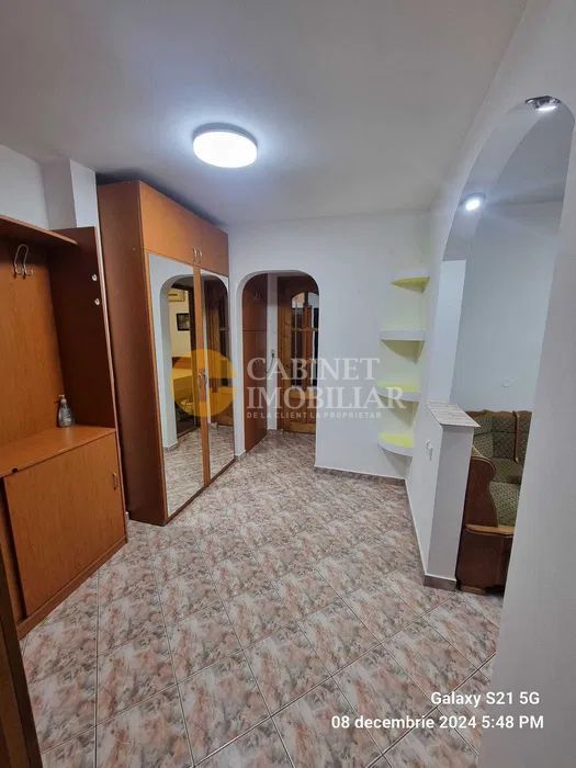 Apartament 2 camere decomandat zona Nicolina II - Poză 7