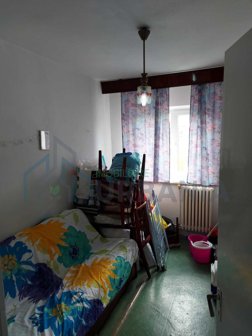 Apartament 3 camere de vânzare, Hârlău, etaj 4 - Poză 6