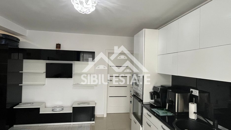 Apartament 2 camere modern, balcon 7 mp, parcare ,Șelimbăr Brana - Poză 3