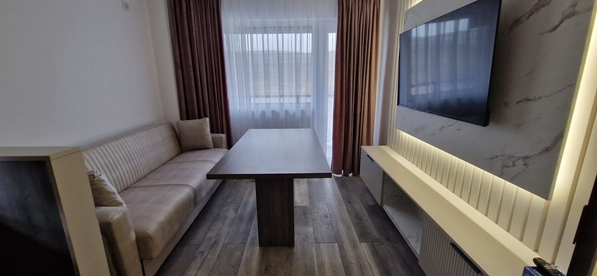 Apartament 2 camere , 50.5mp, 90000euro cu TVA +loc parcare-Rediu - Poză 3