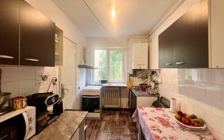 Apartament cu 3 camere, etaj intermediar in Gheorgheni - Poză 4