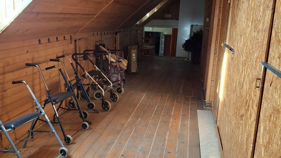 Casa cu 15 camere de vanzare in Bazna, Sibiu ( azil, pensiune) - Poză 13