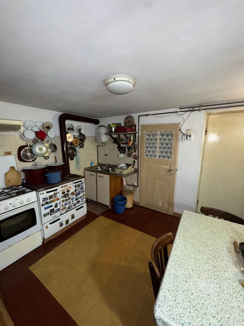 vand casa zona ALUNIS, 450 mp teren - Poză 3