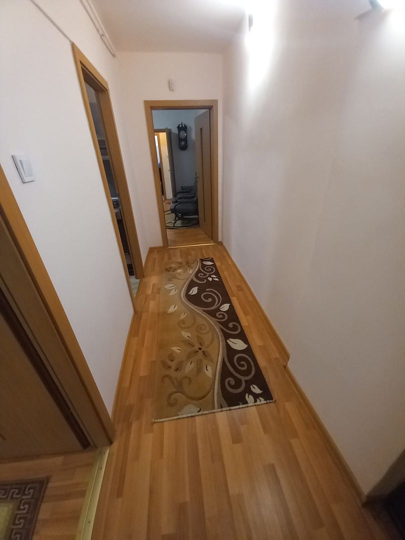 Complex-Studentesc | 3 Camere | Etaj Intermediar. - Poză 2