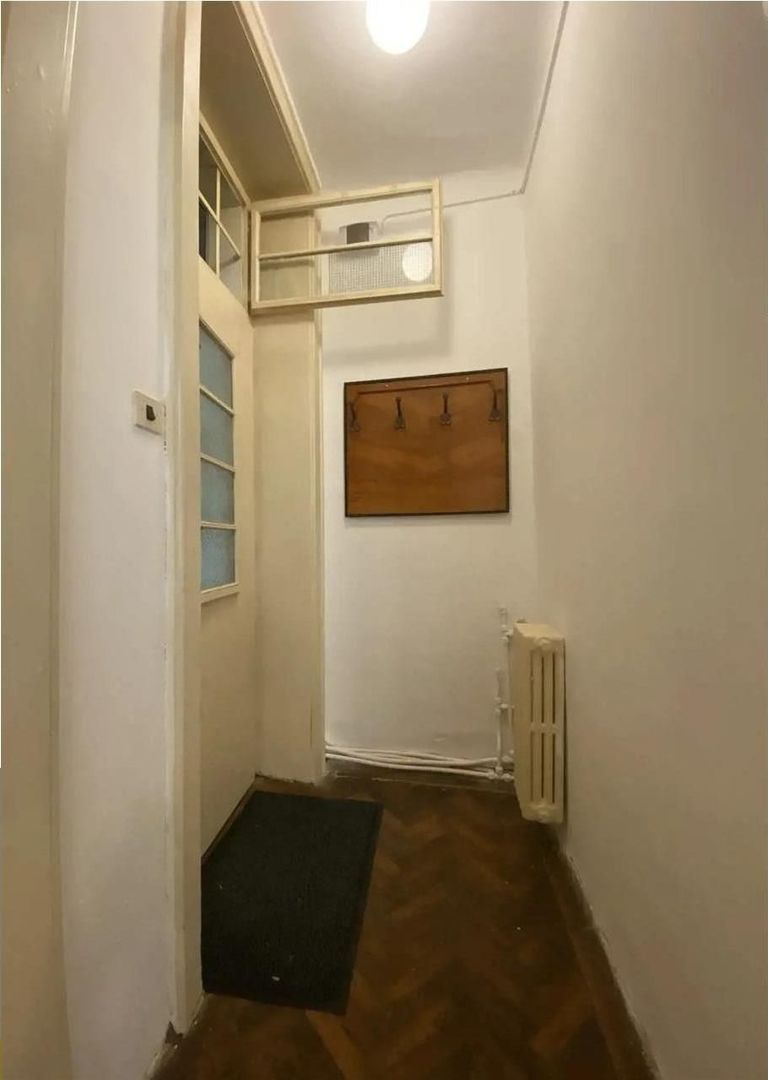 Apart 1 cam Balcescu parter centrala proprie - Poză 3