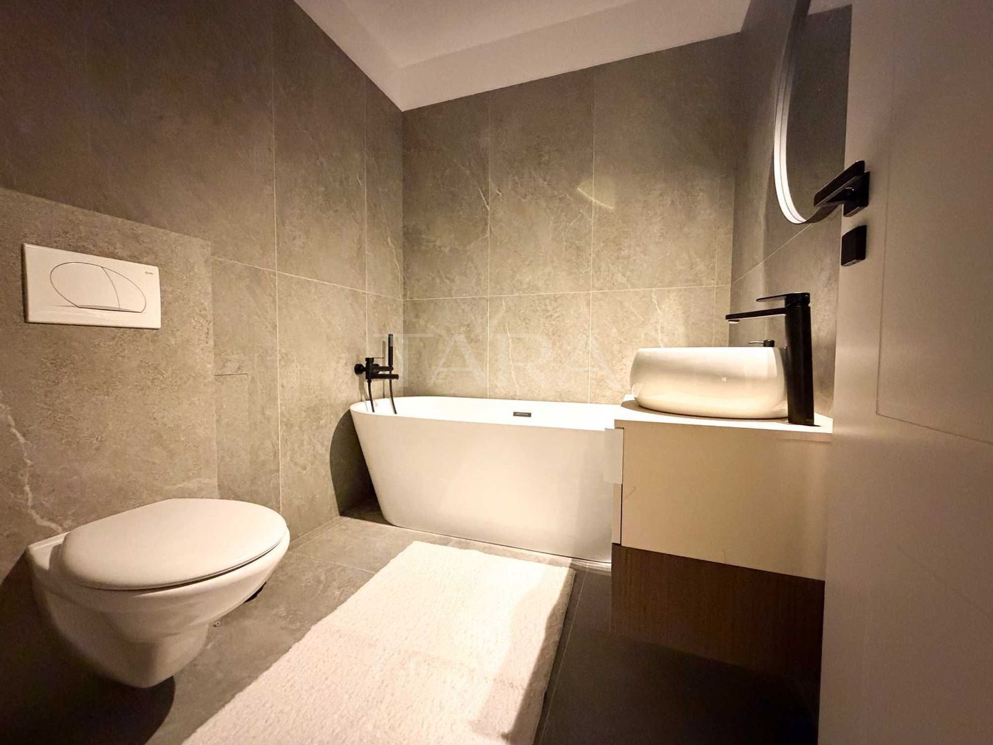 Apartament premium 3 camere, 70 mp si balcon, complet mobilat. - Poză 8