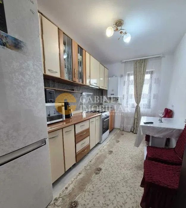 3 Camere Decomandat  Bloc Nou + Loc De Parcare -Cug - Poză 1