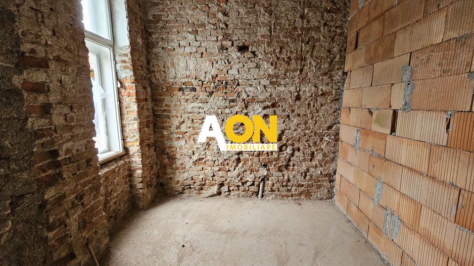 Conac boieresc în zona centrală a municipiului Alba Iulia - Poză 9