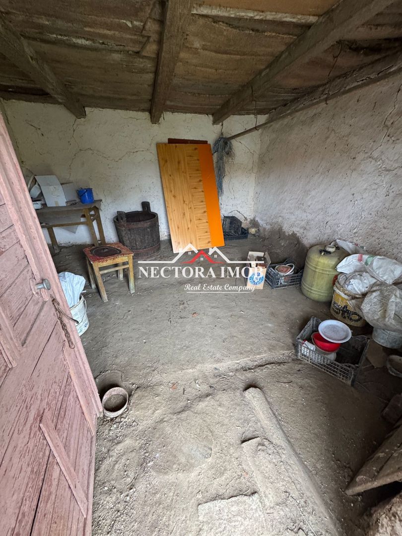 Casa 2 camere 70 mp, in CETARIU cu 2117 mp teren, la 15 km de Oradea - Poză 10
