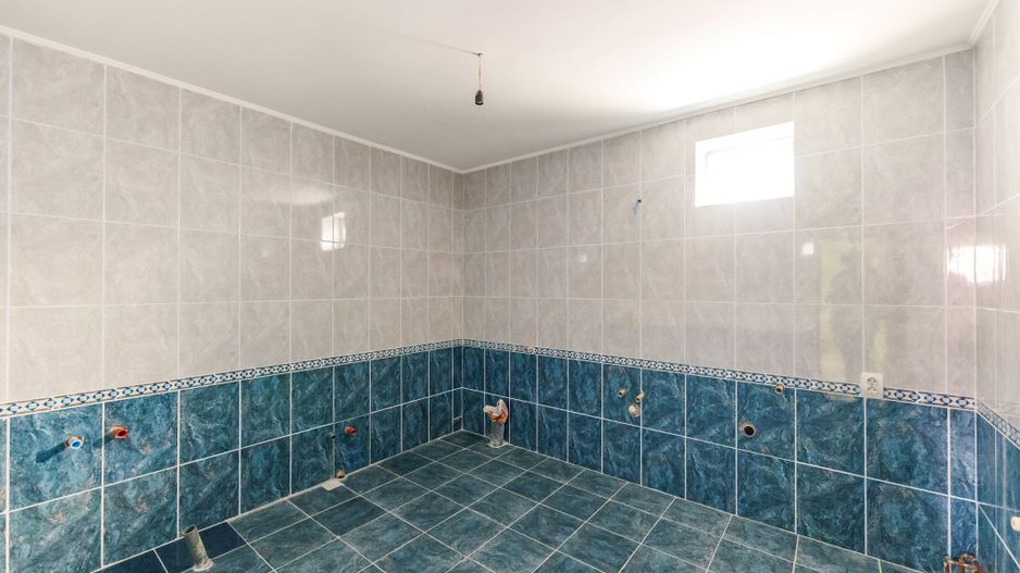 VÂNDUT! Casă cu destinații multiple în cartierul Aurel Vlaicu - Poză 11