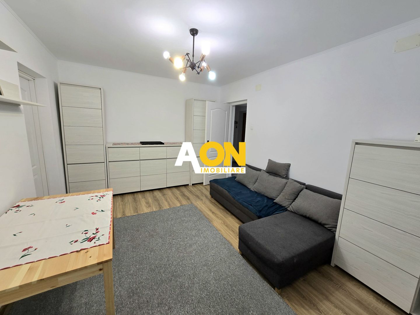 Apartament 3 camere, renovat, etaj 3, Cetate, langa Parcul Unirii - Poză 2