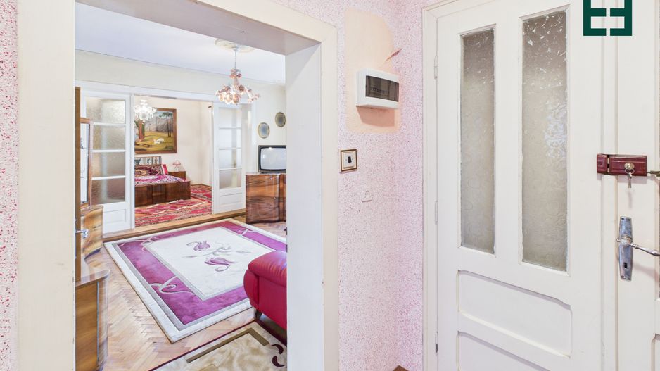 Casă cu 10 camere și 1437 mp teren în Ineu - Arad - Poză 17